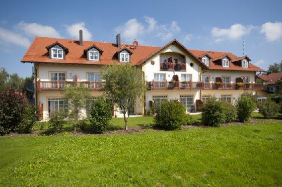 Glasl'S Landhotel Zorneding Exterior foto
